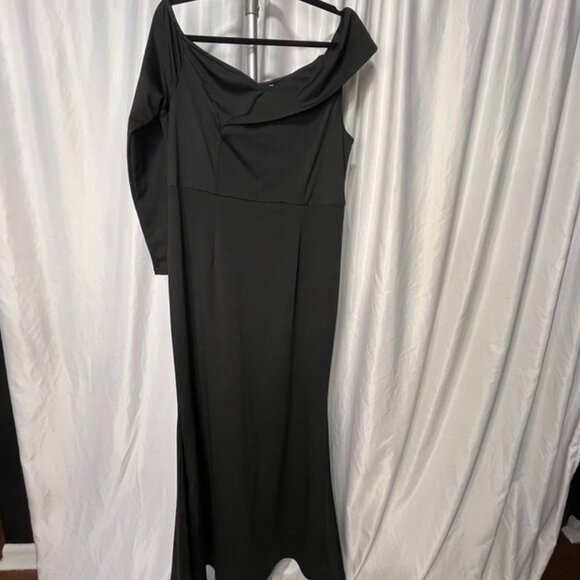 Black Off-Shoulder Formal Gown One-Sleeve Draped Neckline Size XL - Picture 8 of 10